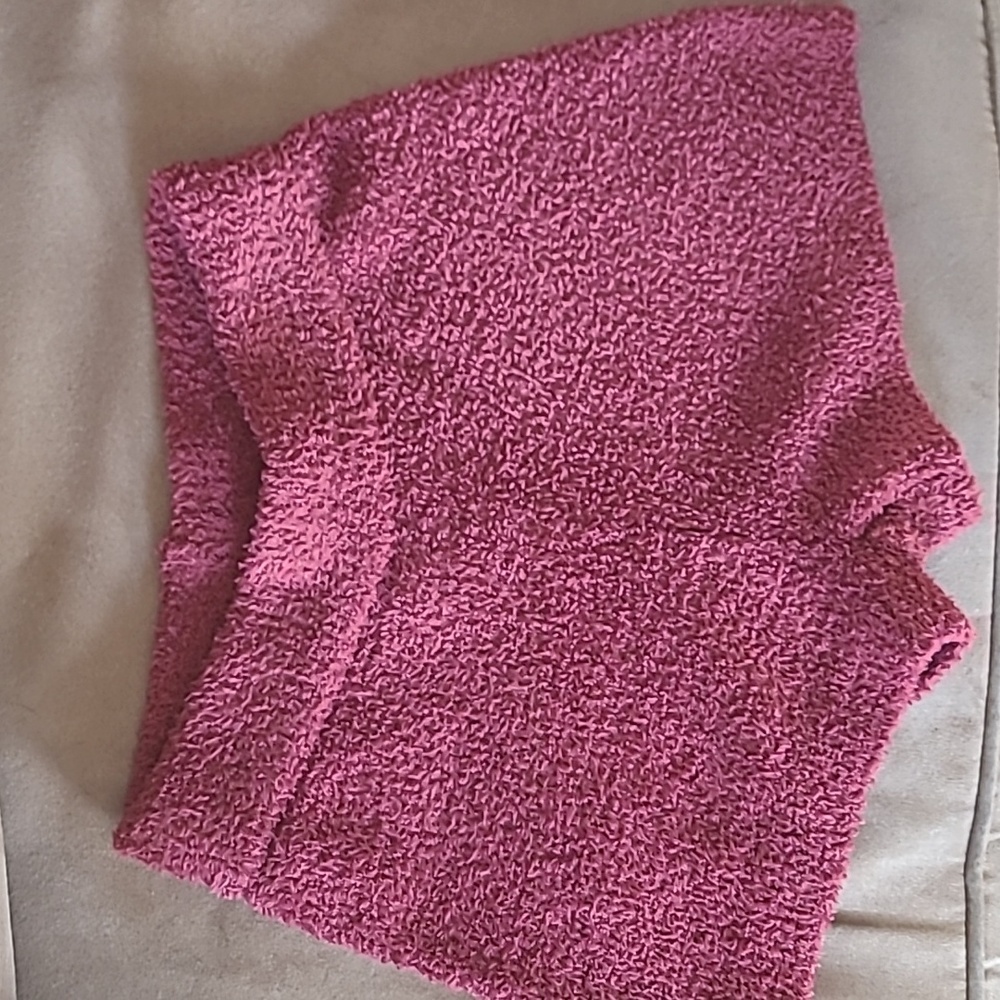Ptula fuzzy shorts